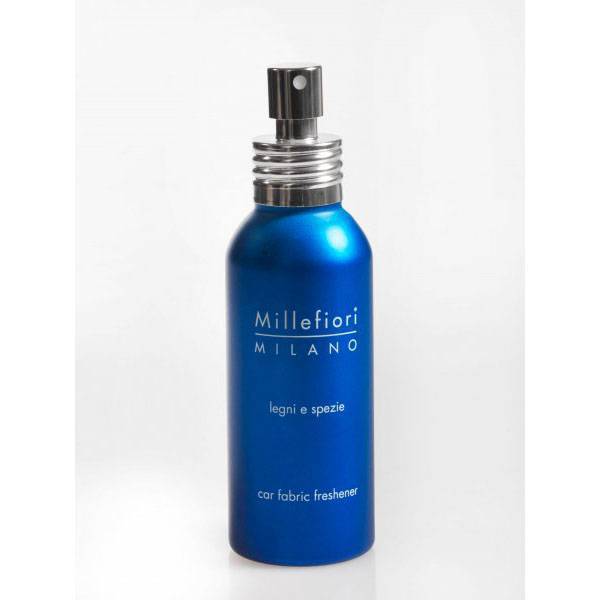 deodorante spray per auto blu legno e spezie freshener