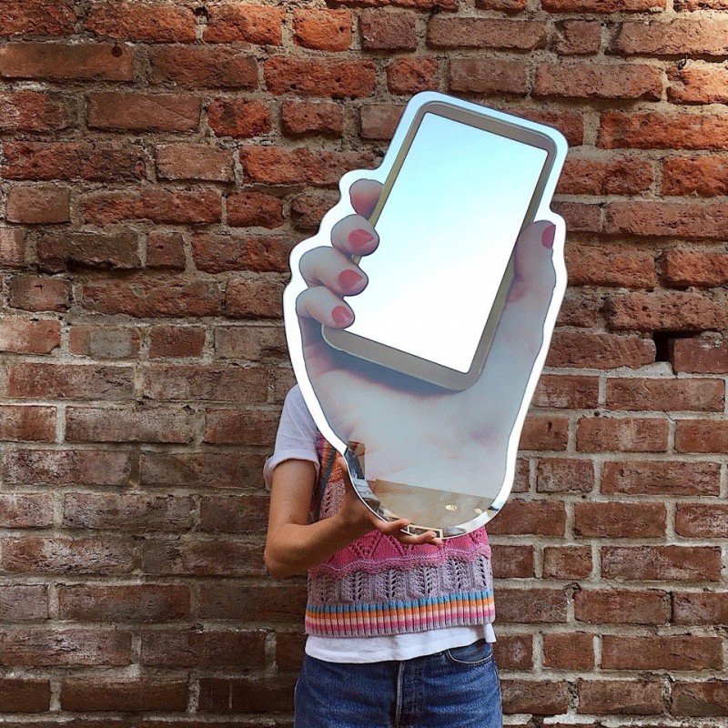 Specchio Selfie Shaped Mirror